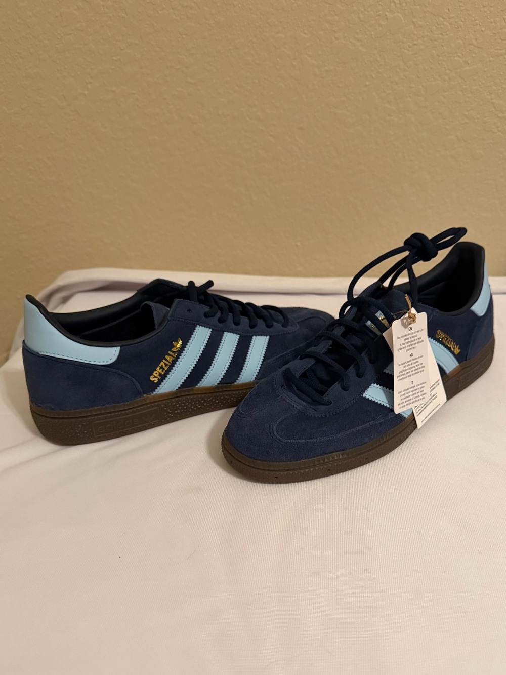 Adidas Handball Spezial Sneakers | Collegiate Navy/Clear Sky | NWT | Gum Sole